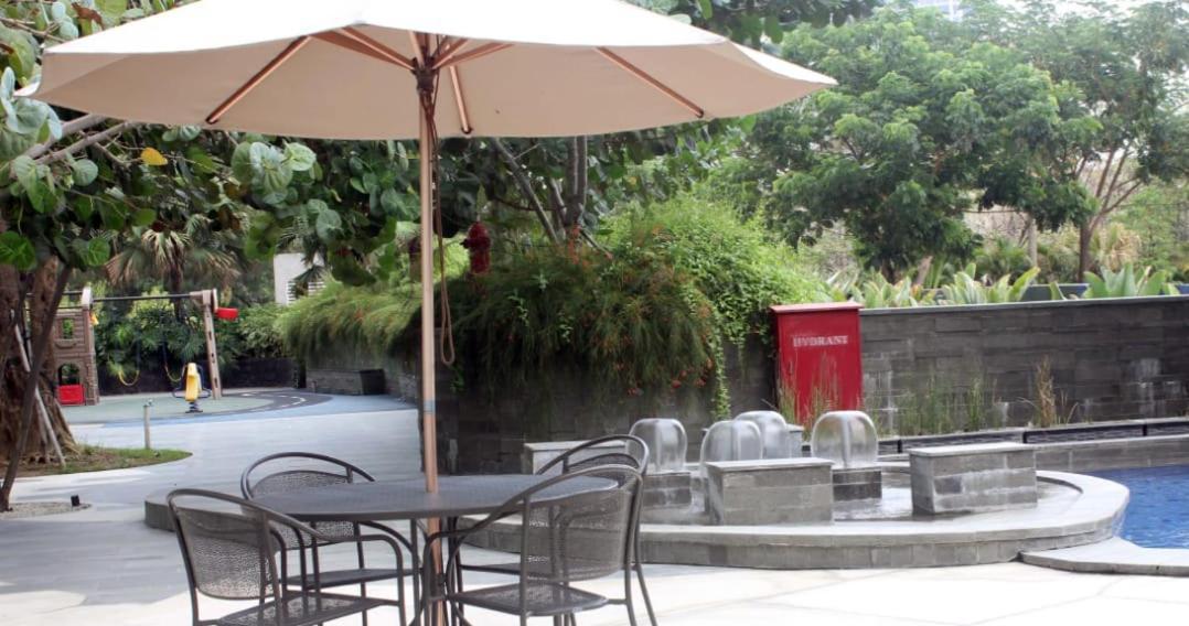 Apartemen Grand Sungkono Lagoon Venetian. سورابايا المظهر الخارجي الصورة